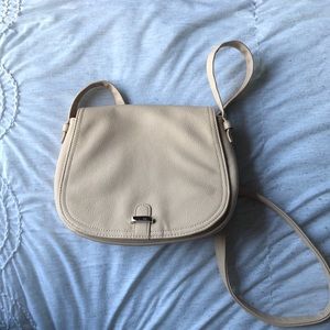 Express crossbody bag